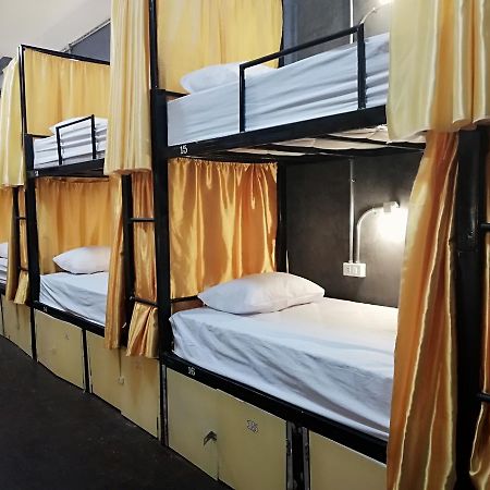 Funky Monkey Hostel Viêng Chăn Ngoại thất bức ảnh