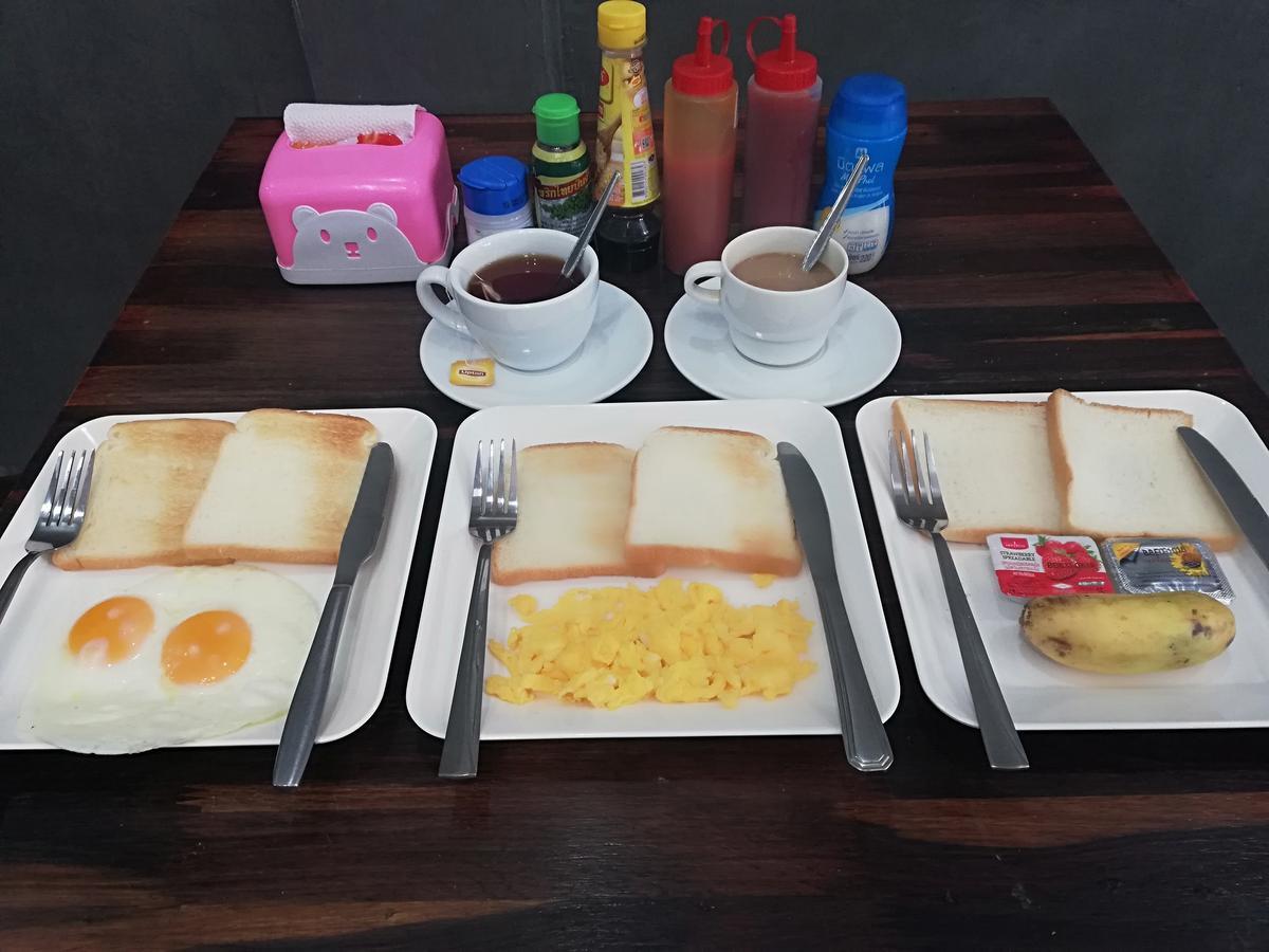 Funky Monkey Hostel Viêng Chăn Ngoại thất bức ảnh